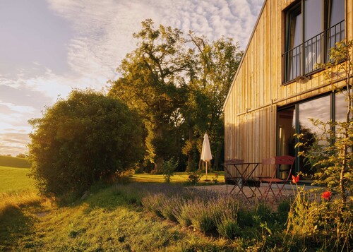 Stylish vacation apartment with 2 terraces and beautiful sauna in the Uckermark.