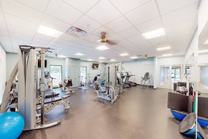 Fitness facility - Cozy 2-bedroom condo in fantastic Longboat Key, Florida (Longboat Key)