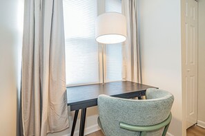Interior - Charming & Comfy 2BR Apartment near in Downtown DC (Washington)