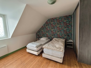 2 chambres, Wi-Fi gratuit, draps fournis