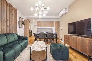 TV - Quinte Flush, 2BR/2BA, 6 people (París)