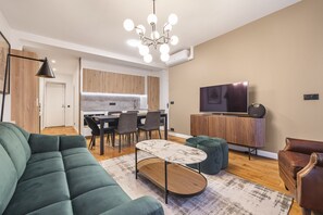 TV - Quinte Flush, 2BR/2BA, 6 people (París)