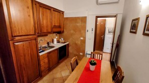 Dining - Calzaioli Apartment 1 - Steps from the Duomo (Firenze)