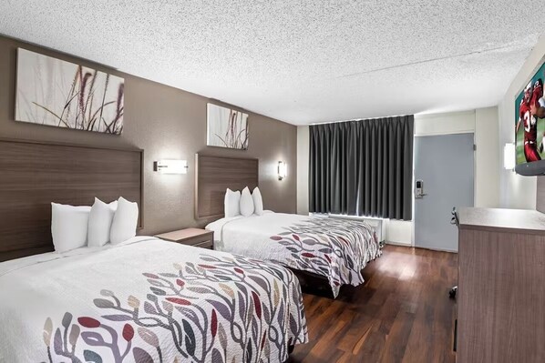 Room - Modern 2-Bed Stay w/ Free Parking | Close to Airport and Museums (Sandston)