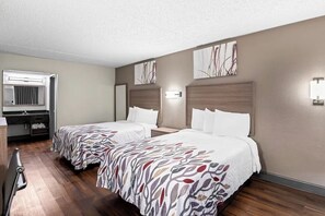 Room - Modern 2-Bed Stay w/ Free Parking | Close to Airport and Museums (Sandston)