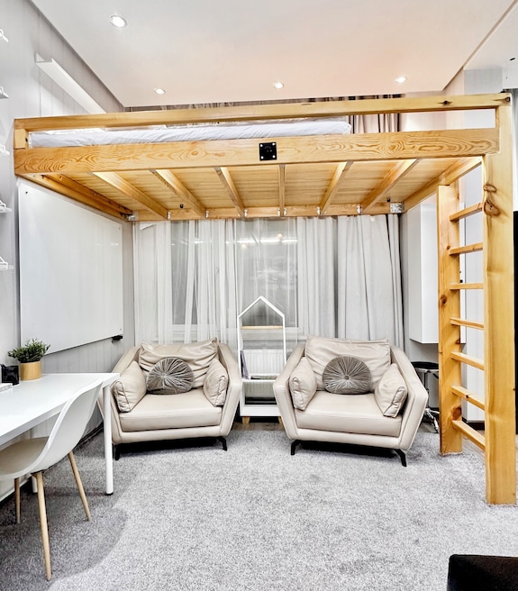 All-in-one 1-bedroom Studio In Ulaanbaatar Perfect For Travelers - Oulan-Bator