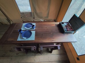 Dining - Romantic Cabin in the Forest (Canoas)