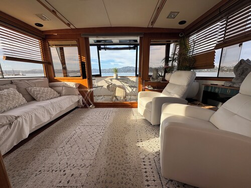 Dream Afloat-Onness Polaris,
A Yachting Heaven experience