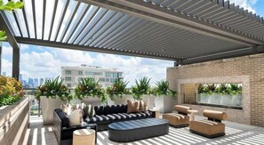Property grounds - Landing | Stunning 1BD, Gym, Pool (Houston)