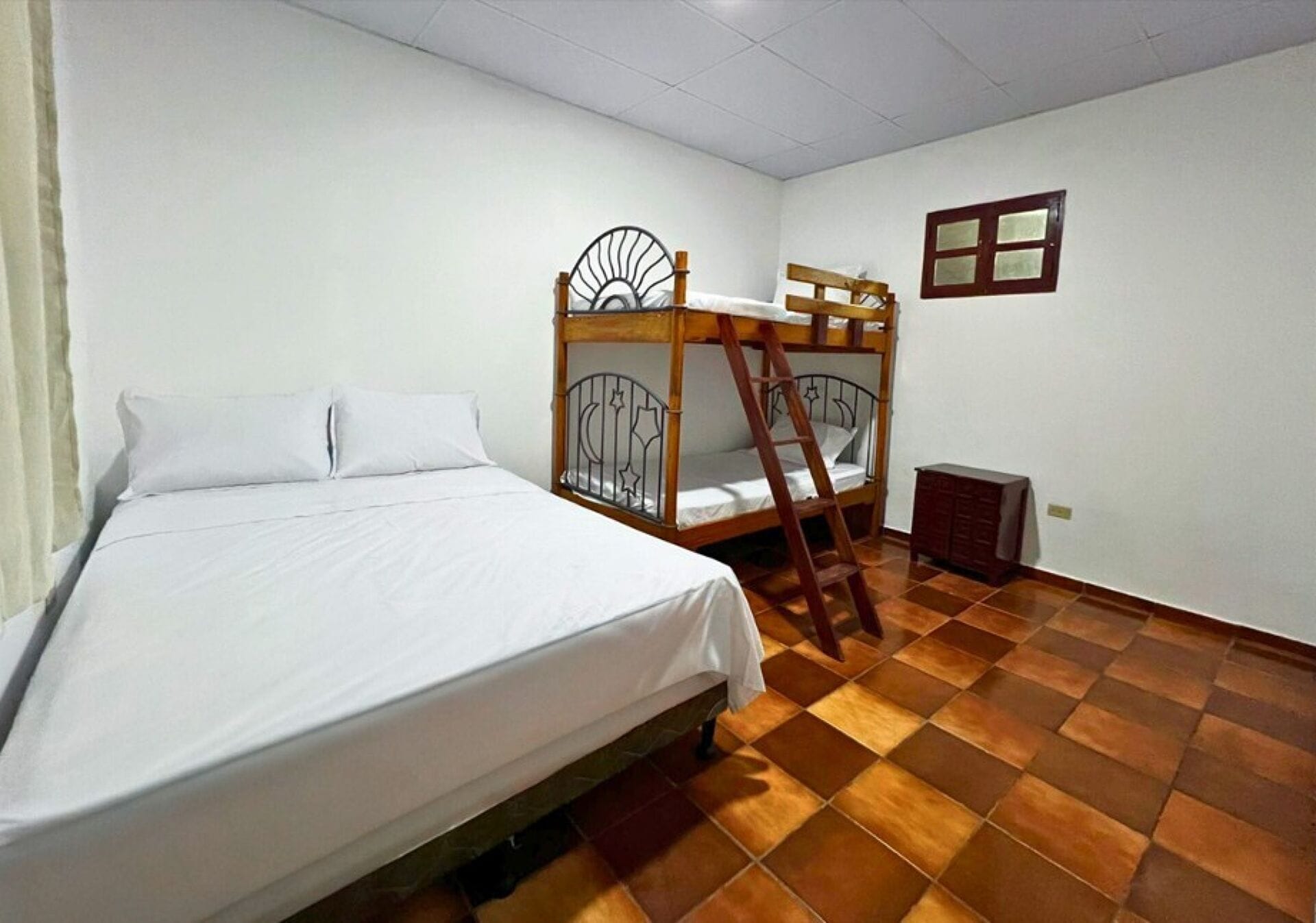 4 bedrooms