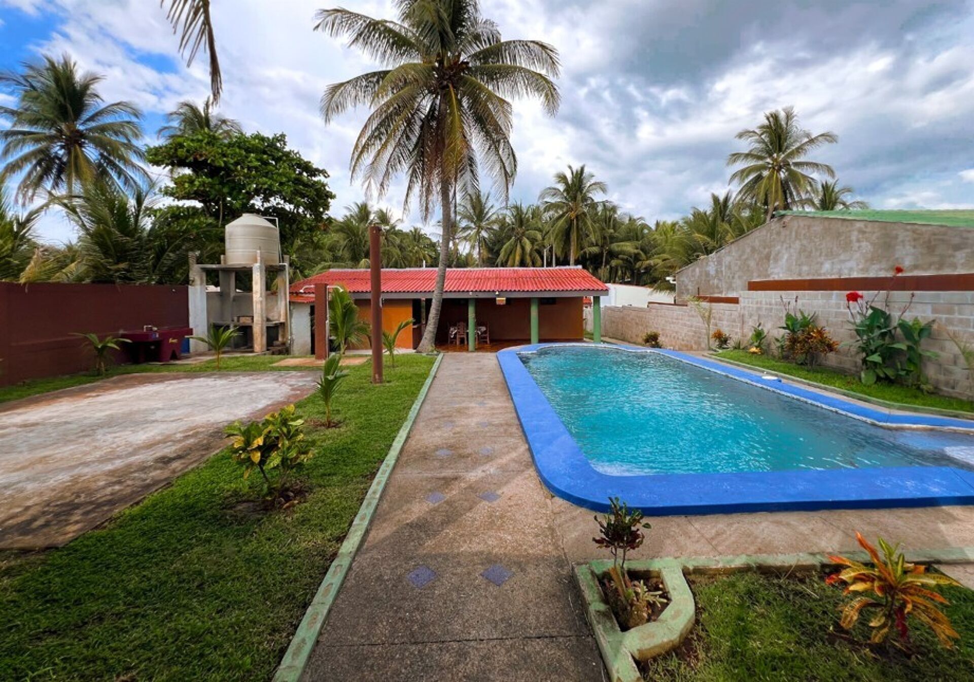Pool