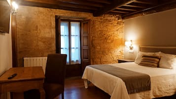 Chambre Double, vue vallée | Bureau, espace de travail pour ordinateur portable, Wi-Fi gratuit