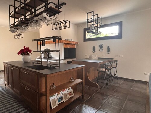 Elegant apartment with garden in exclusive Villa in the heart of Palermo