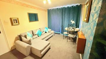 Ferienhaus, 4 Schlafzimmer, Küche, Gartenblick | Wohnbereich