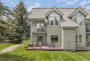 Exterior - Sleeps 10! Newly Updated Townhome Right Off Ski Hill Rd in Driggs, Idaho (Driggs)