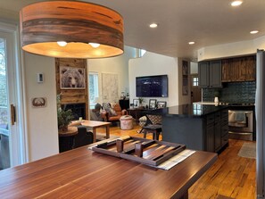 Interior - Sleeps 10! Newly Updated Townhome Right Off Ski Hill Rd in Driggs, Idaho (Driggs)