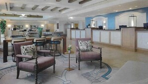 Lobby - Coastal Sensation . . . Enjoy Breathtaking Marriott's Newport Coast Villas. (Newport Beach)