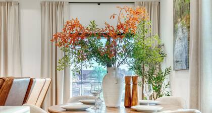 Waterview Villa With Heated Pool