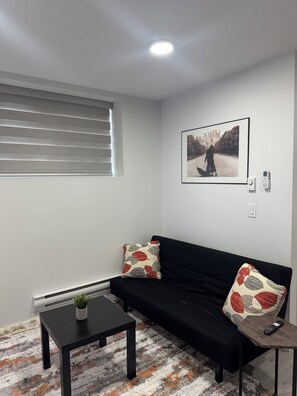 TV - Modern 2-Bedroom Lower Suite Near Pembina | Bright, Spacious & Private (Winnipeg)