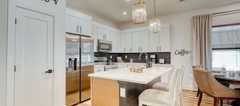 3BR Boundary Breeze Heated Pool Beach Golf Nearby