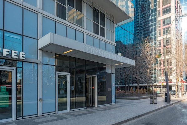 Exterior - Toronto Inn (Toronto)