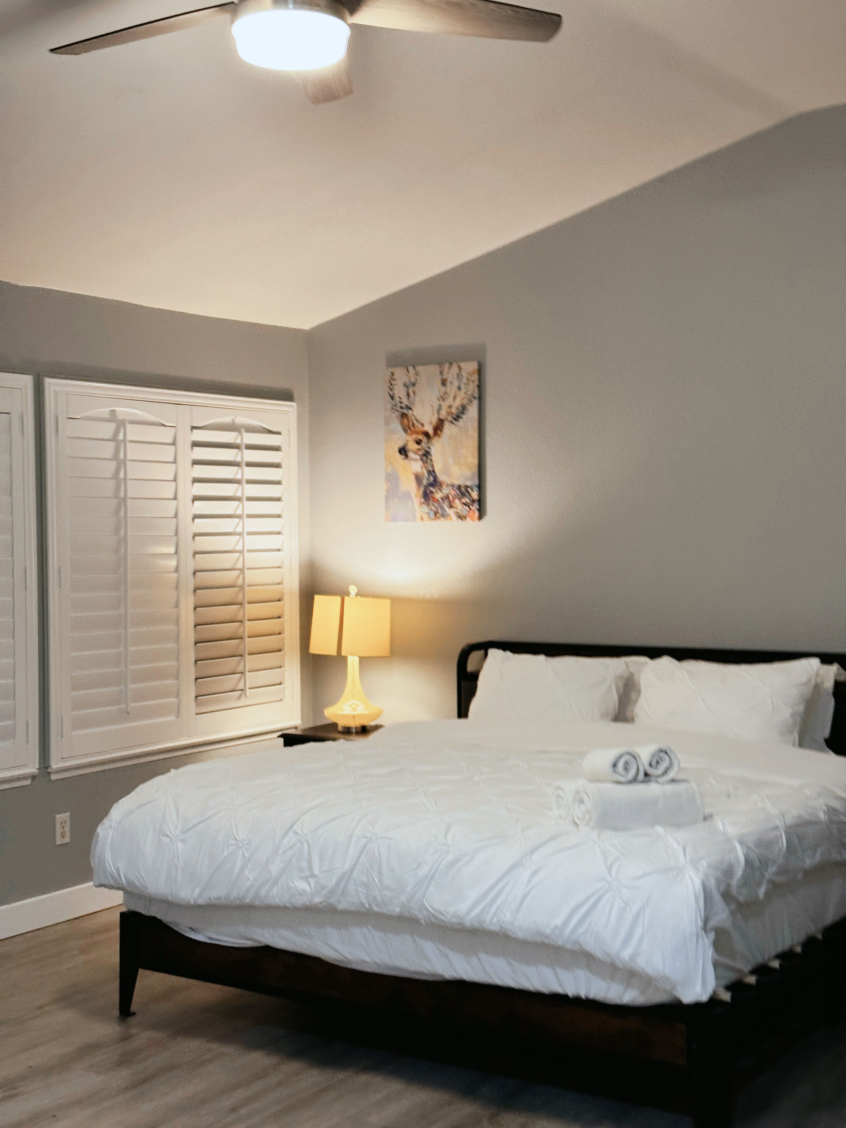 Schreibtisch, Bügeleisen/Bügelbrett, WLAN, Bettwäsche