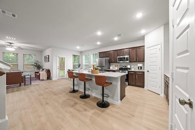 Luxurious 4 Bed Duplex Getaway