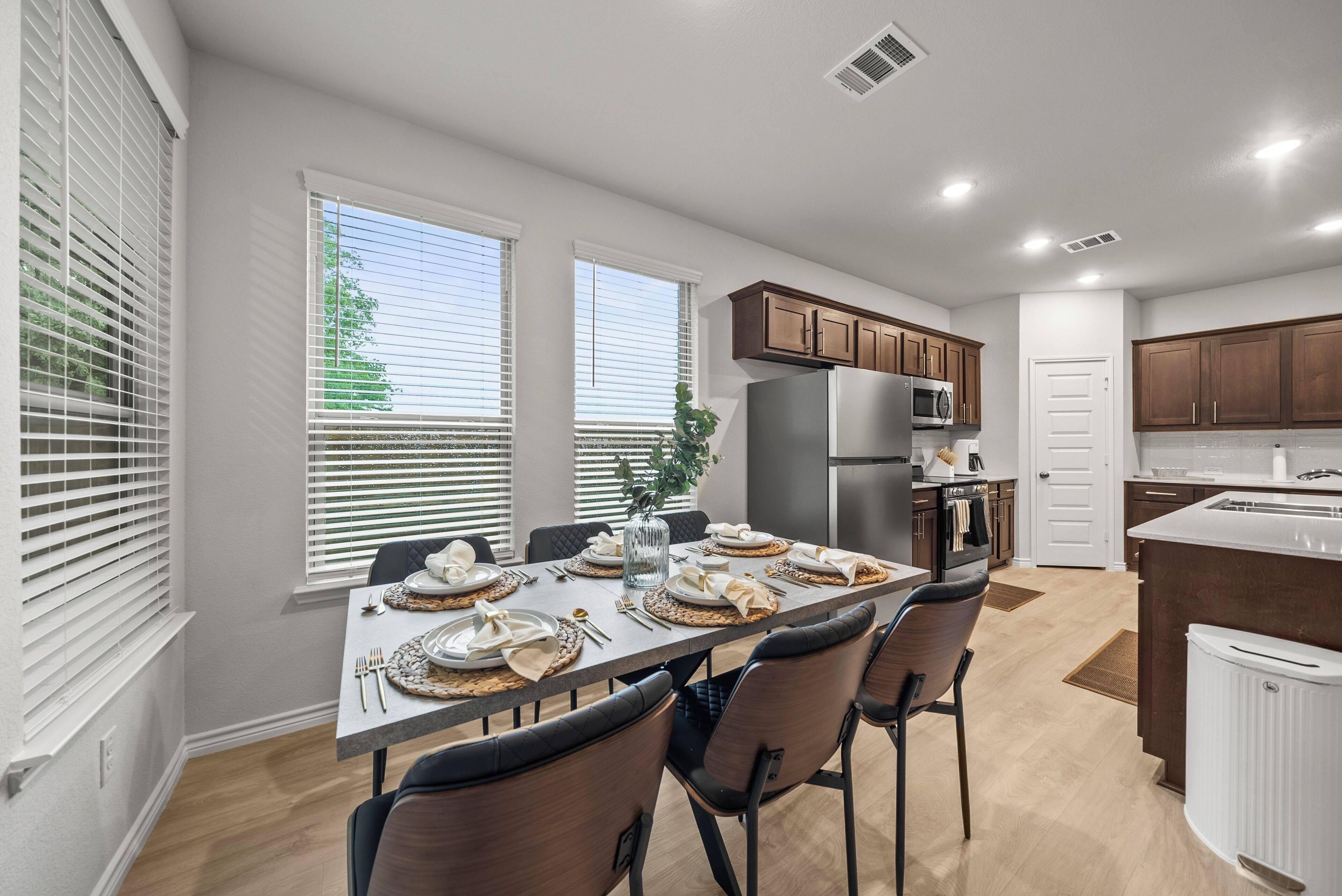 Luxury Duplex, Patio | In-room dining