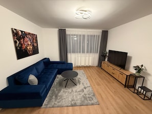 Living area - Modern apartment with parking and 24h check-in (Braunschweig)