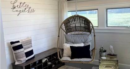 Cozy 3-bedroom house with exquisite attention to detail!