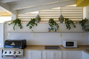 BBQ/picnic Area - BM SUITE VILLA (Cefalù)