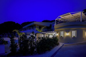 Exterior - BM SUITE VILLA (Cefalù)