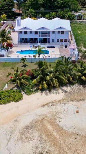 Exterior - Villa Tequila - 6 bedrooms beach house (Nassau)