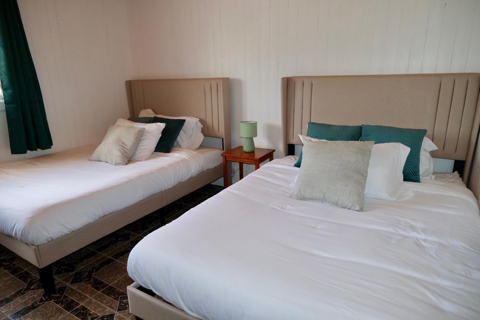 Internet, bed sheets