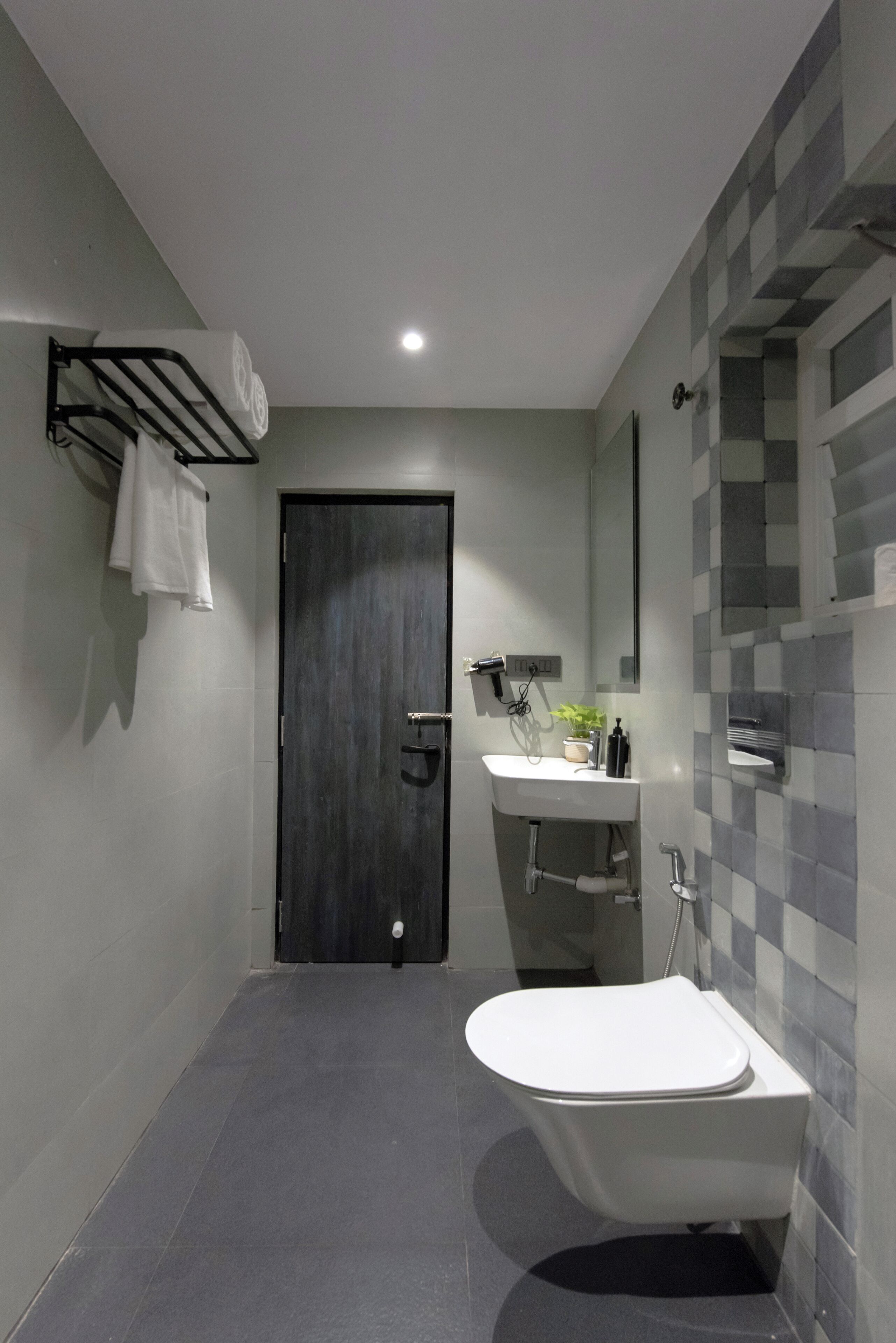 Shower, slippers, towels, shampoo