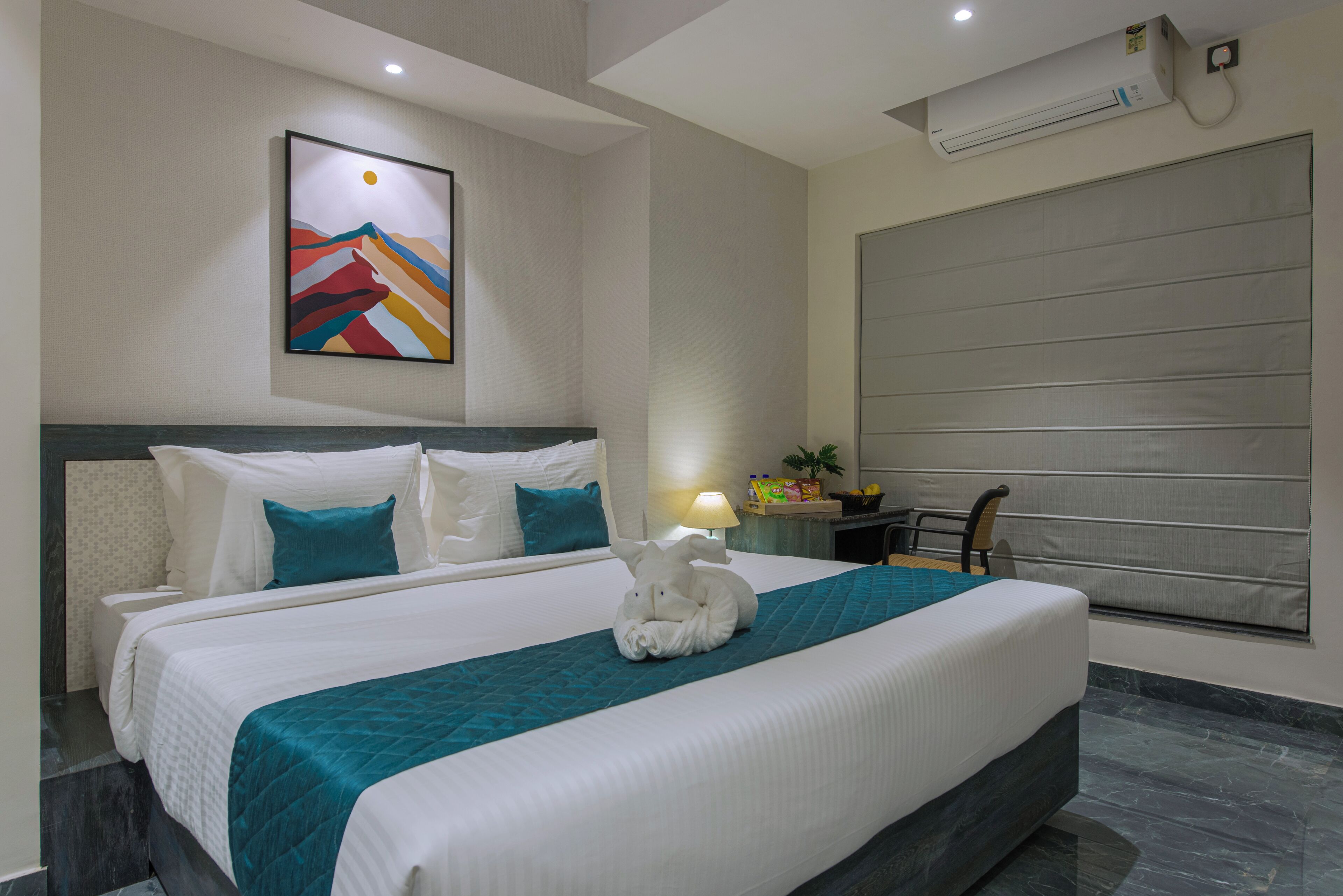Premium Room | Desk, iron/ironing board, free WiFi