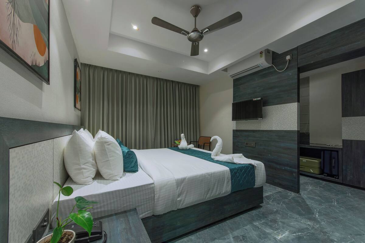 Kamar Klub | Meja kerja, setrika/meja setrika, dan Wi-Fi gratis