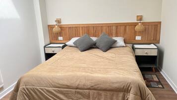 Individually decorated, laptop workspace, iron/ironing board, free WiFi