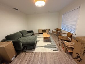 TV - Work-Ready Studio with King Bed · Desk · W/D & Parking (Tracy)