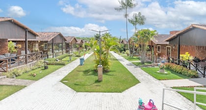 Casa 3Qt-Piscina no Cond.-Churrasq SH136