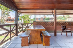 Chalet | Outdoor dining