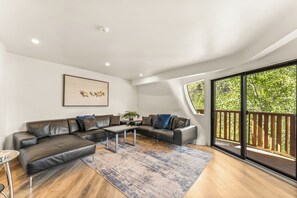 TV, fireplace - The Iconic Vail Dome, 7 Bedrooms in Vail (Vail)