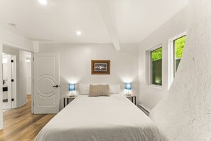 7 bedrooms, iron/ironing board, WiFi, bed sheets - The Iconic Vail Dome, 7 Bedrooms in Vail (Vail)