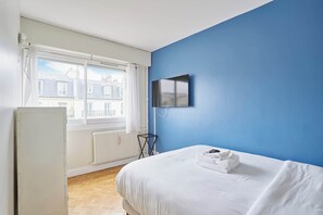 2 bedrooms, iron/ironing board, WiFi, bed sheets - 2 bedroom flat Centre de Paris - Eiffel Tower view (Paris)