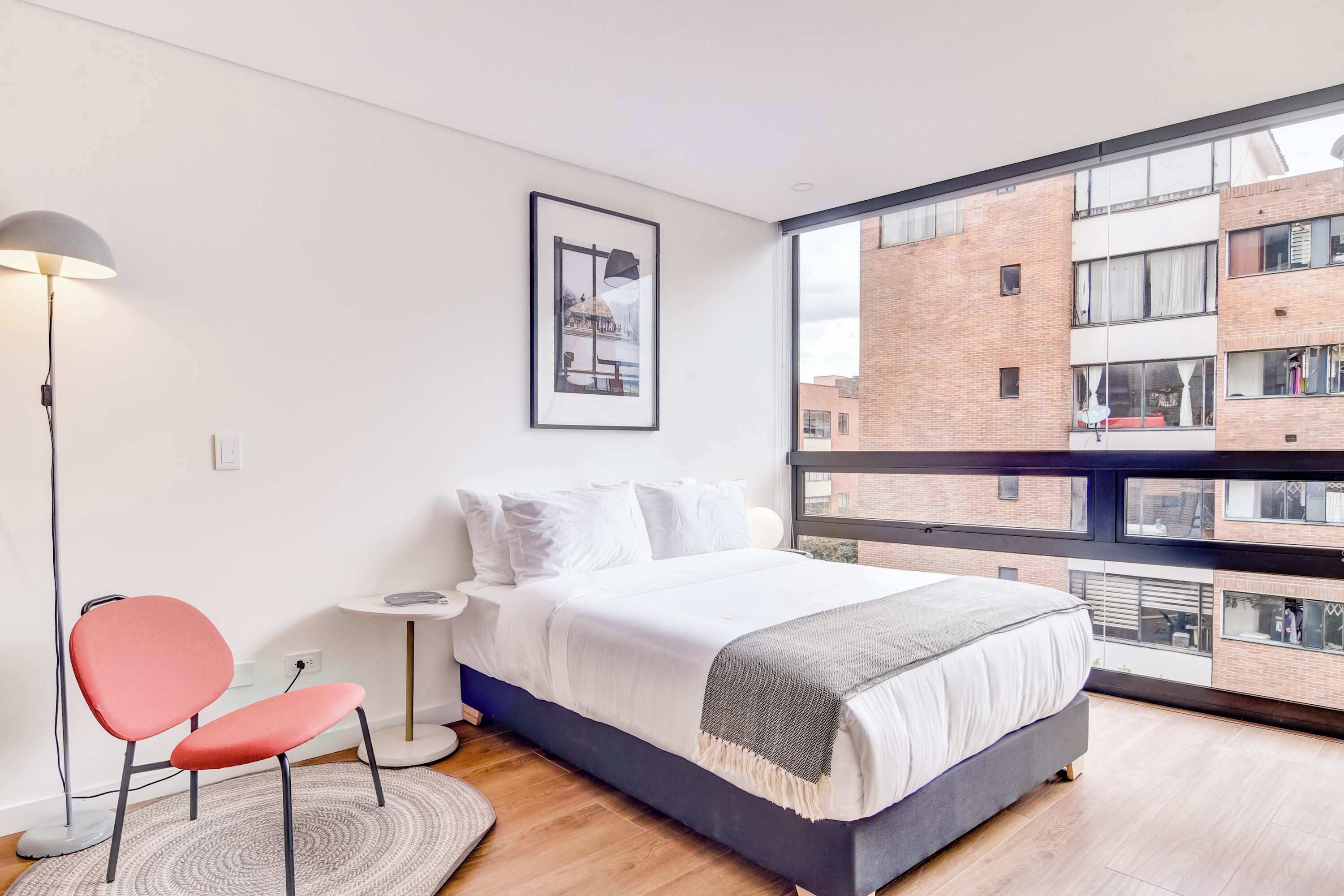 Schreibtisch, Bügeleisen/Bügelbrett, WLAN, Bettwäsche