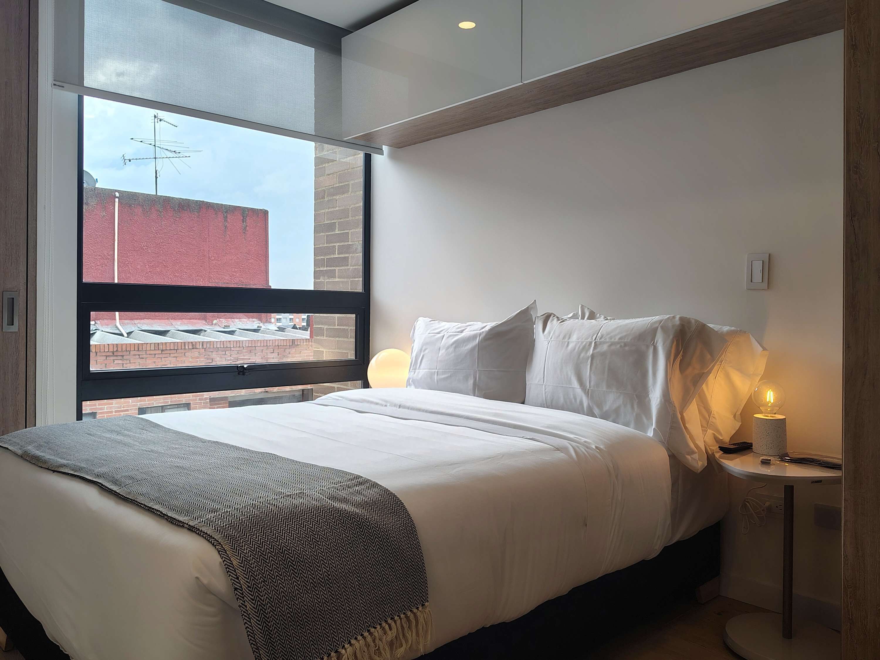 Schreibtisch, Bügeleisen/Bügelbrett, WLAN, Bettwäsche