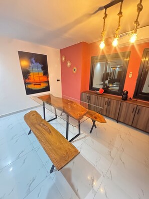 Dining - Atypical & Modern Duplex (Dakar)