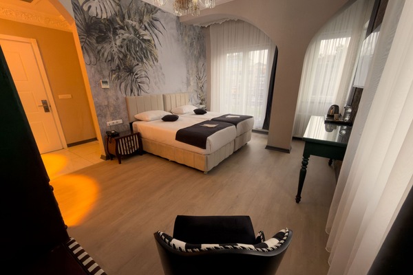 Double Room | Free WiFi