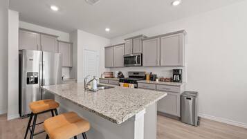 Villa, Mobility Accessible, Non Smoking | Private kitchen
