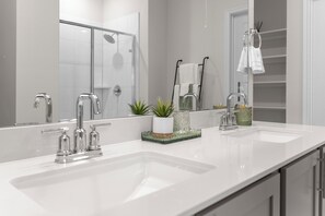 Villa, Mobility Accessible, Non Smoking | Bathroom | Free toiletries, hair dryer, towels, soap - Luxurious 4-Bed Home in Aubrey TX (Aubrey)